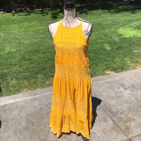 HD in Paris Anthropologie Small lace Sun dress - Picture 3 of 9